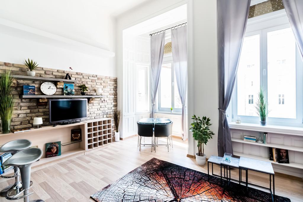 Dream Home Apartment Будапеща Екстериор снимка