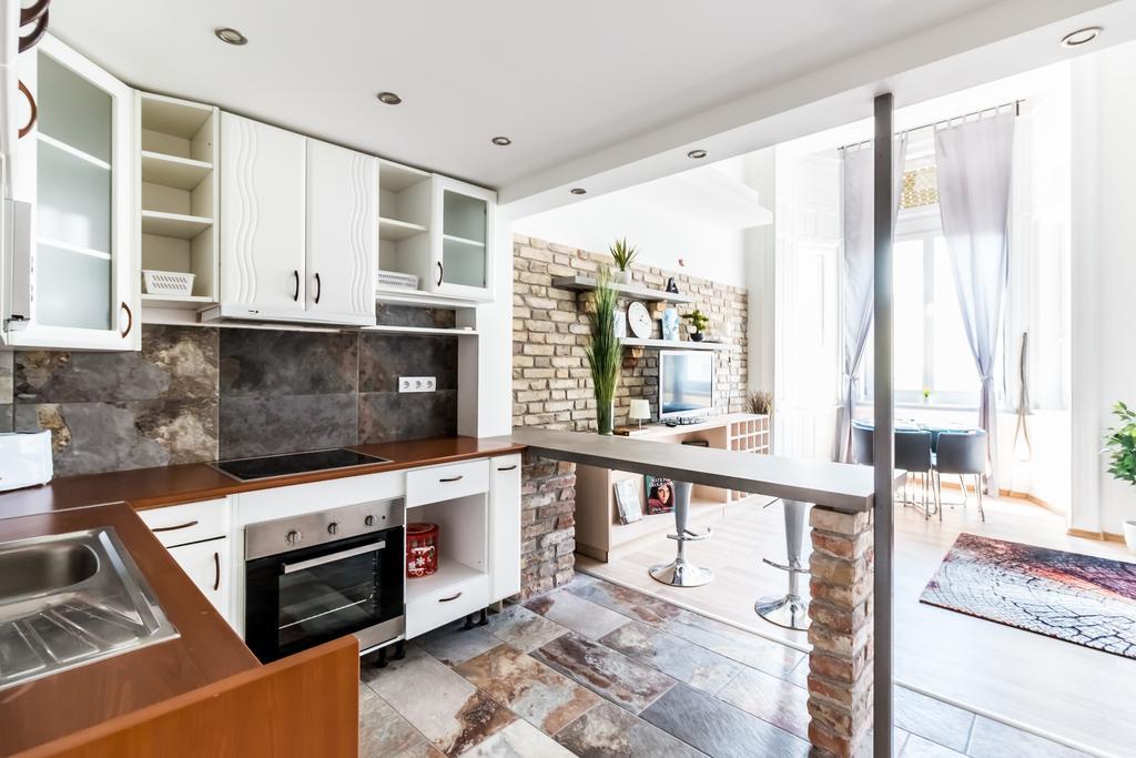 Dream Home Apartment Будапеща Екстериор снимка