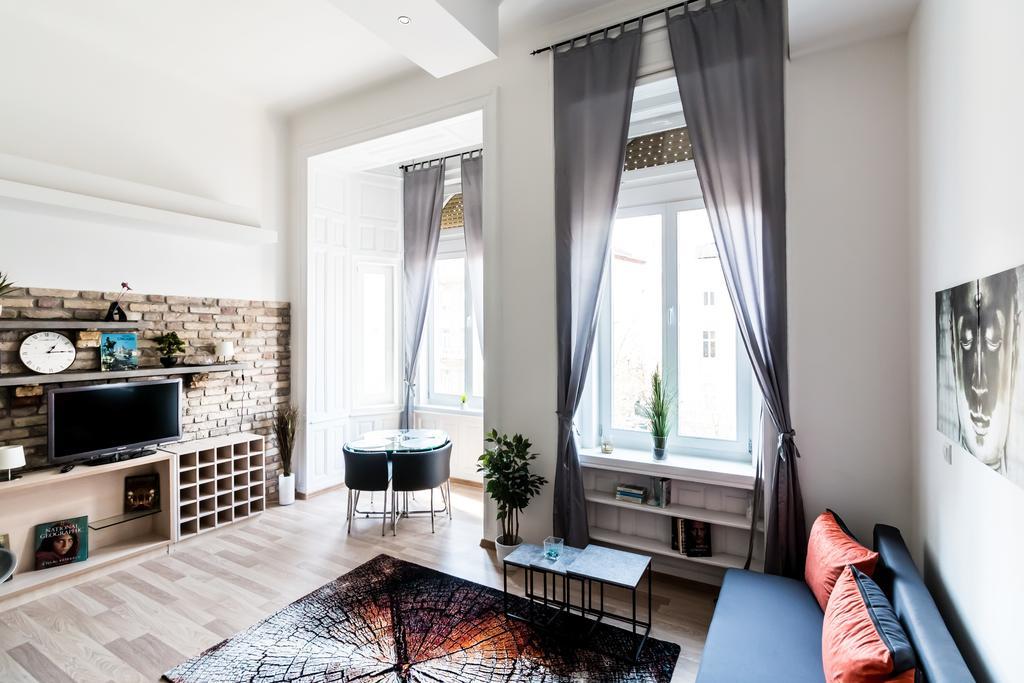 Dream Home Apartment Будапеща Екстериор снимка